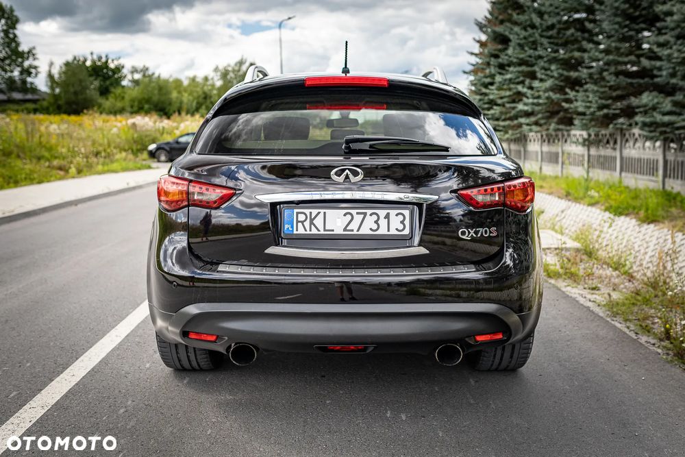Infiniti QX70 3.0d S - 4