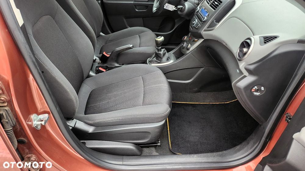 Chevrolet Aveo 1.2 LT+ - 6