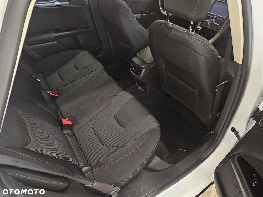 Ford Mondeo 2.0 TDCi ECOnetic Start-Stopp Business Edition - 14