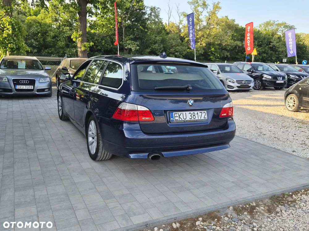 BMW Seria 5 520i - 9