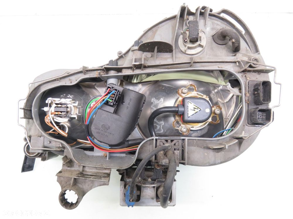 LAMPA PRAWA PRZEDNIA MERCEDES-BENZ KLASA E (S210) - 7