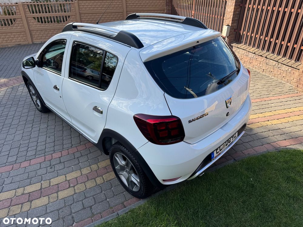 Dacia Sandero Stepway TCe 90 (S&S) Essential - 11