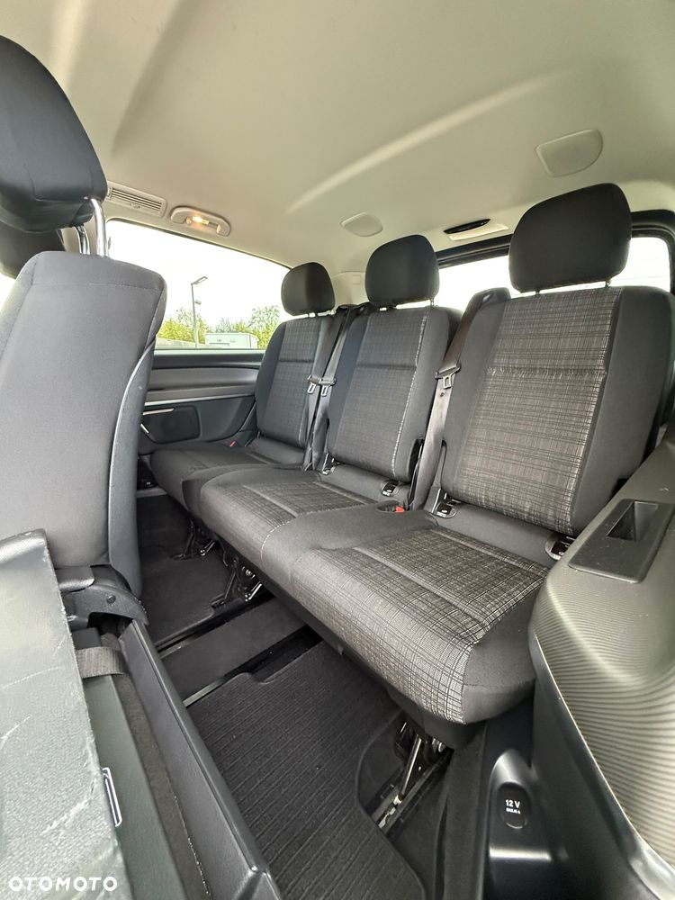 Mercedes-Benz Klasa V 250 (BlueTEC) d Avantgarde 7G-Tronic - 29