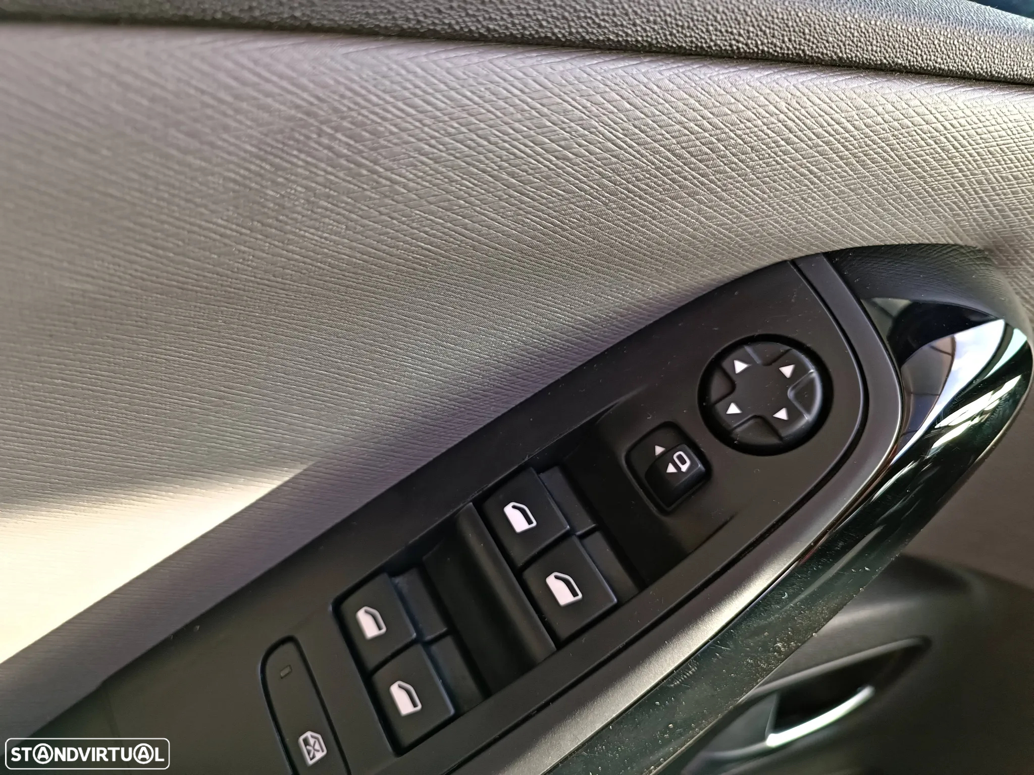 Citroën Grand C4 Spacetourer BlueHDi 120 Stop&Start EAT6 SHINE - 25