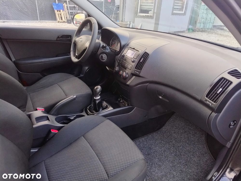 Hyundai i30 1.4 Edition Plus - 11