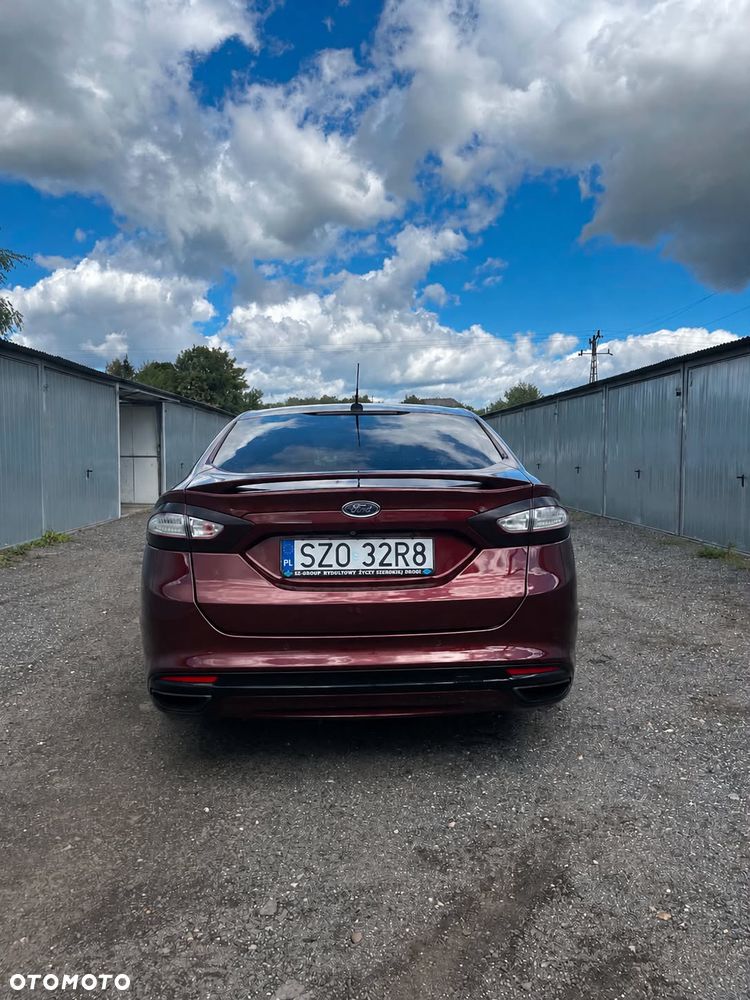 Ford Fusion - 5