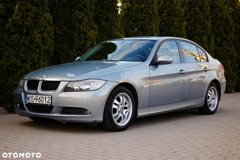 BMW Seria 3 - 1