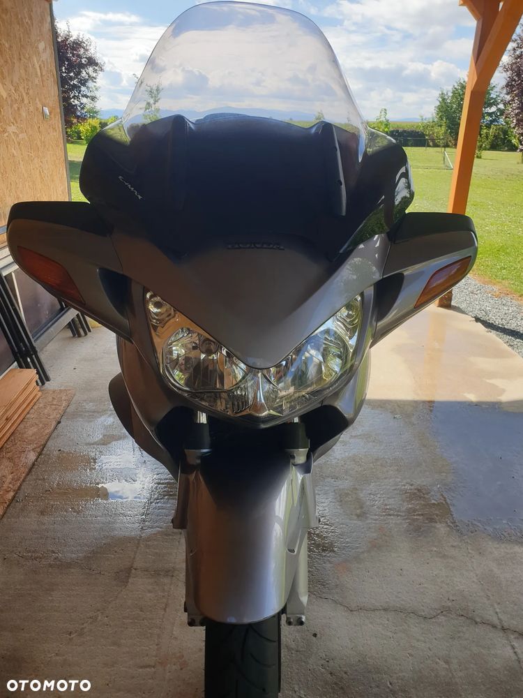 Honda ST - 1