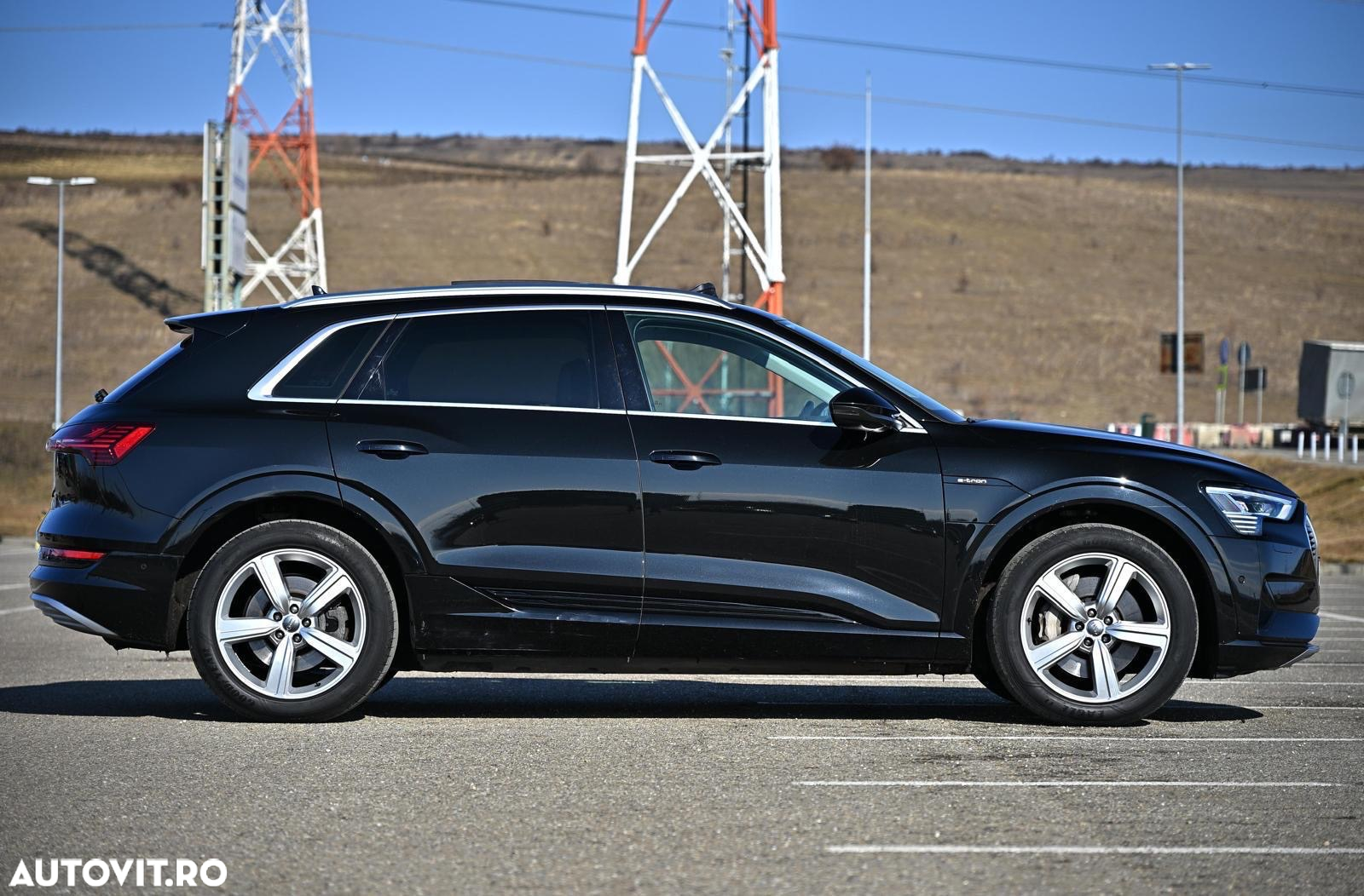 Audi e-tron 55 quattro - 8