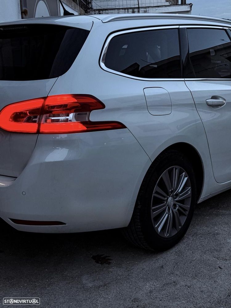 Peugeot 308 SW - 12
