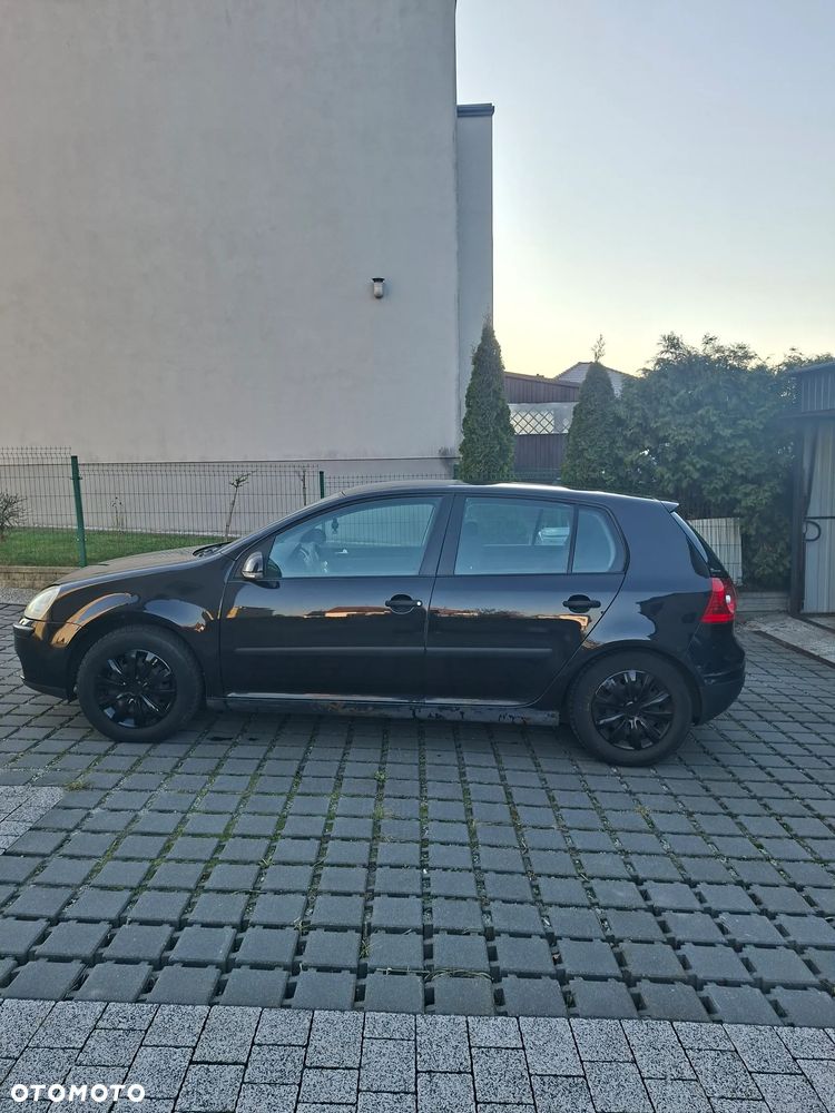 Volkswagen Golf 1.6 FSI Comfortline - 8
