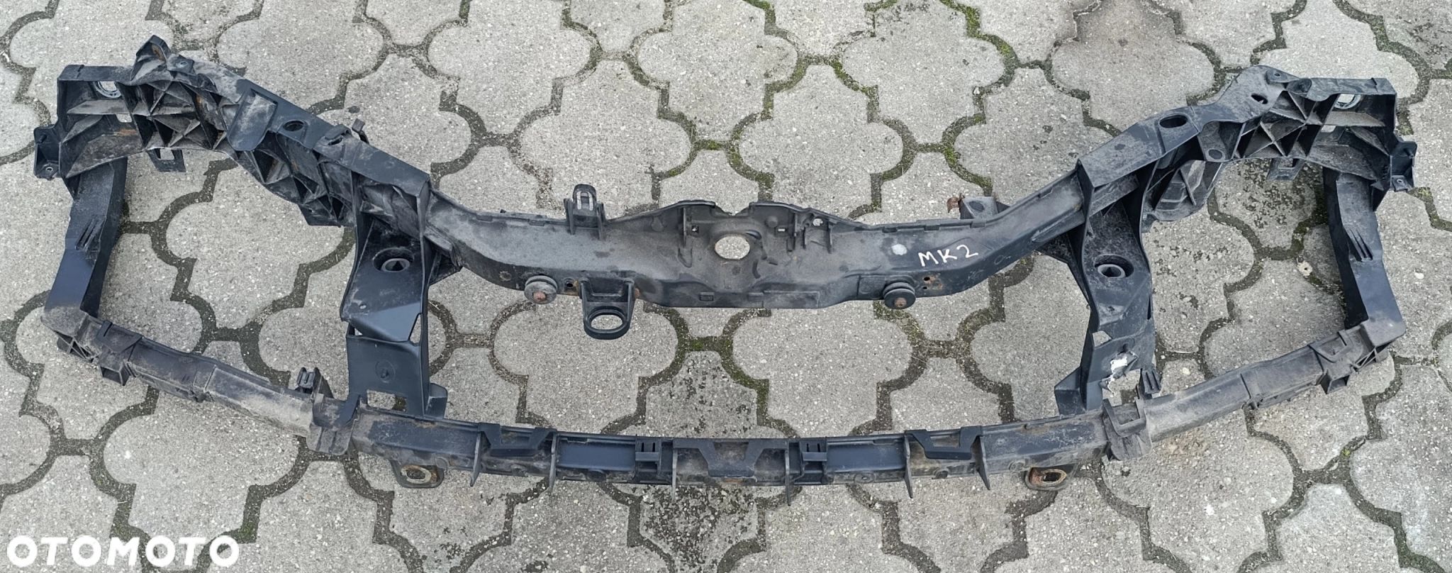 Focus MK2 pas przedni wzmocnienie kolor: F3 Ford - 1