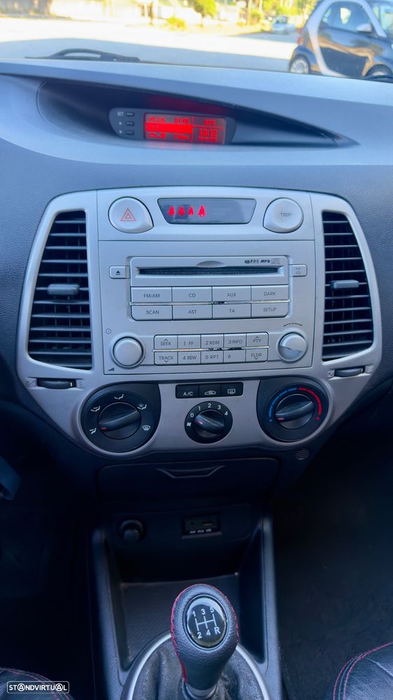 Hyundai i20 1.2 Style ESP - 14