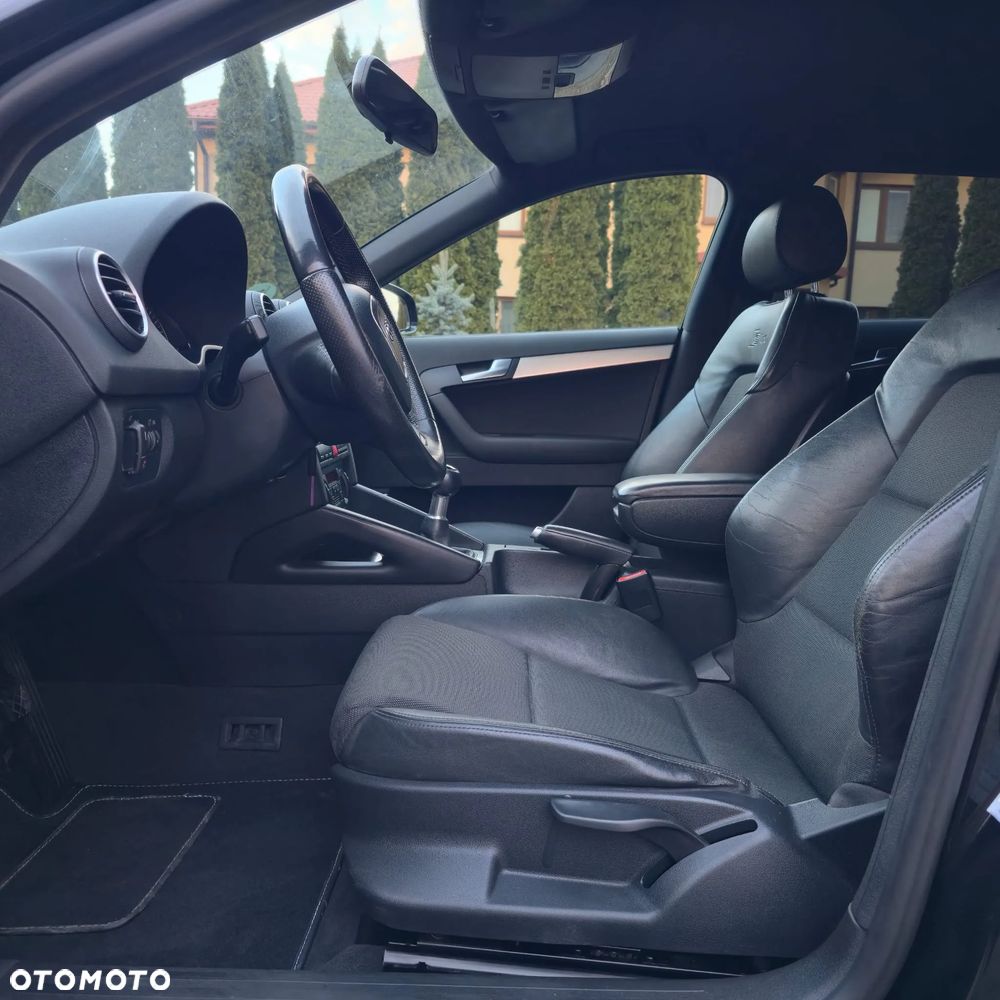 Audi A3 Sportback 2.0 TDI DPF S line Sportpaket plus - 22