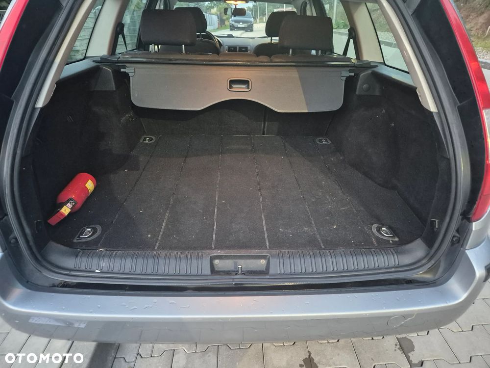 Ford Mondeo 2.0 Trend / Trend+ - 10