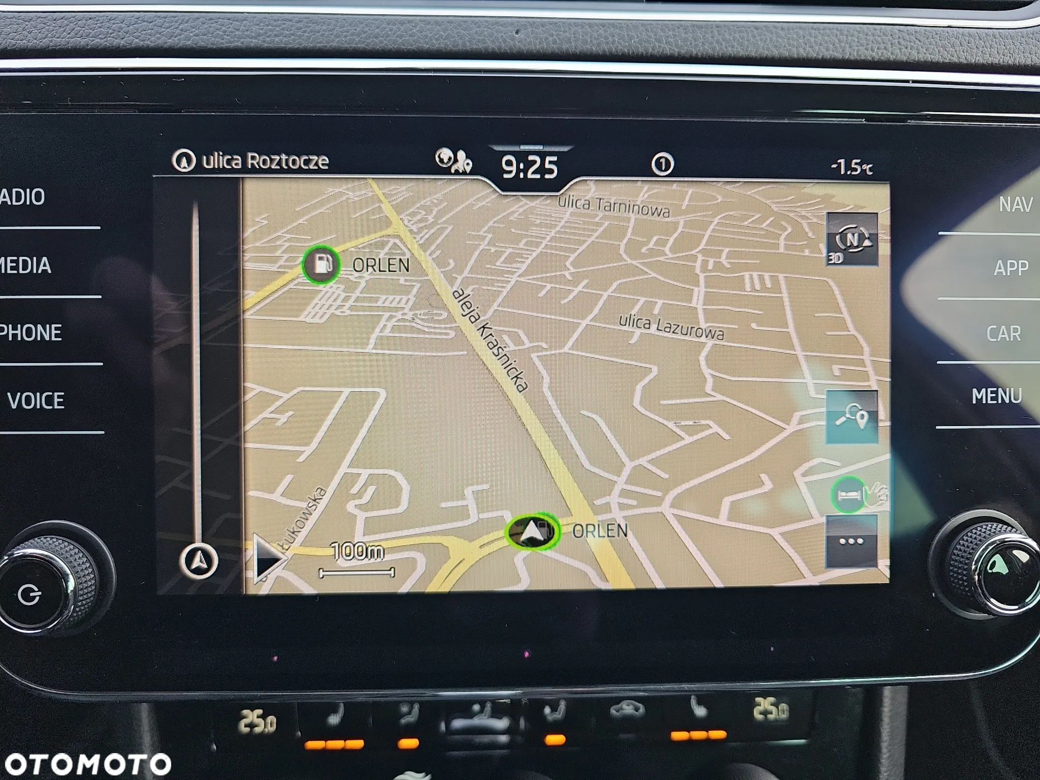 Skoda Superb 2.0 TDI SCR Style DSG - 24