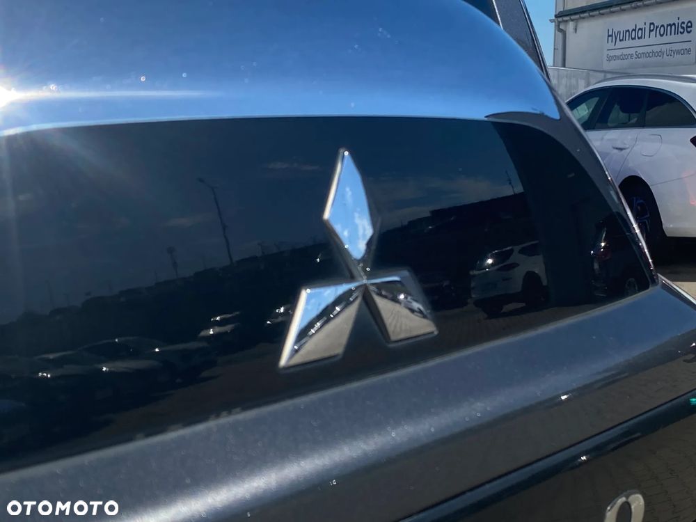 Mitsubishi Pajero 3.2 DID Instyle - 13