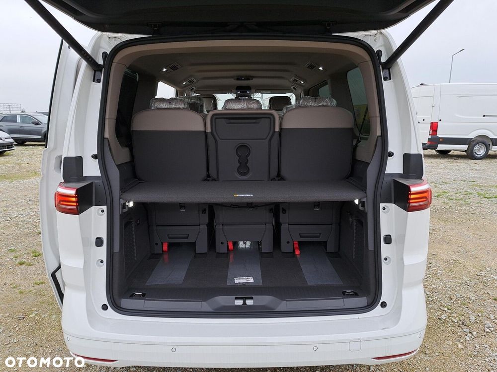 Volkswagen Multivan - 18