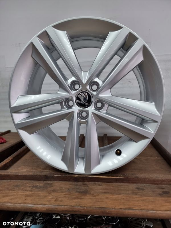 Felga Skoda Rapid 5x100/17 Cali 5jad - 3