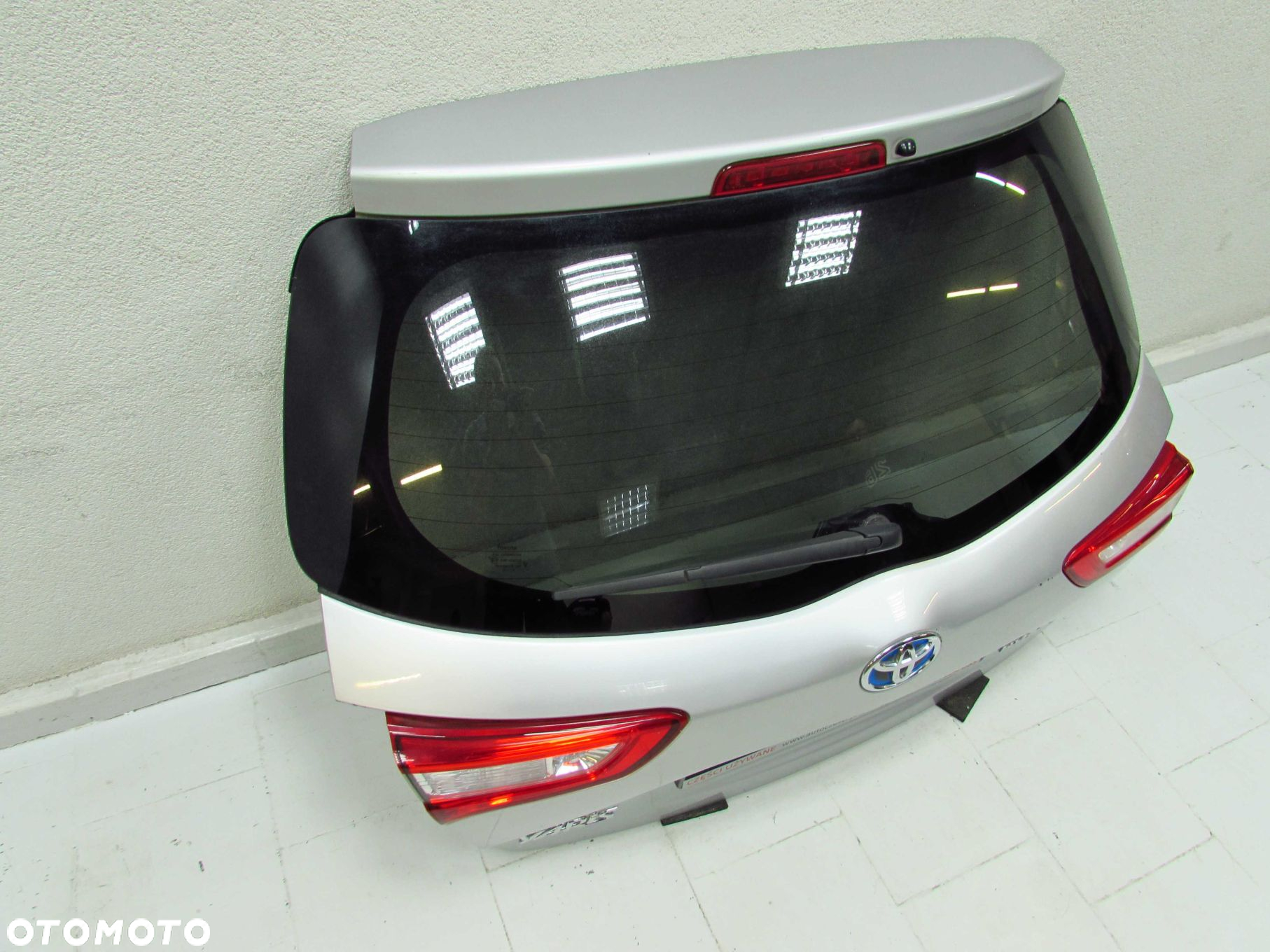 TOYOTA YARIS III LIFT 17-21 KLAPA BAGAZNIKA TYL SZYBA DO ZALOZENIA - 7
