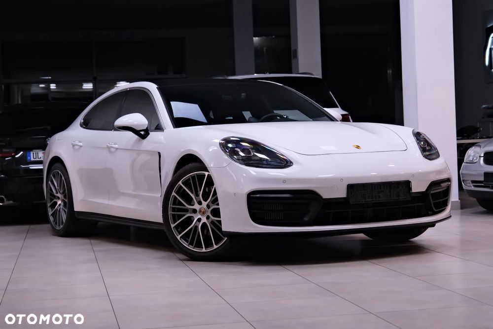 Porsche Panamera Standard - 2