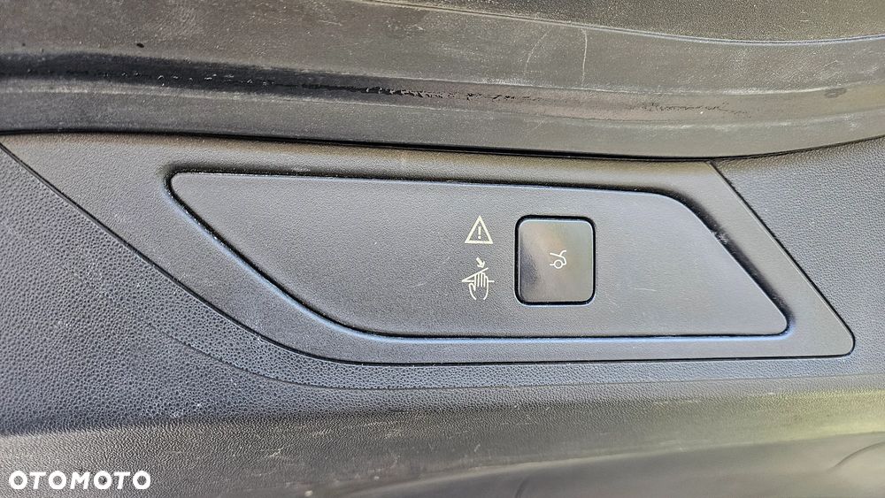 Citroën C4 Grand Picasso 1.6 THP Shine S&S EAT6 - 14