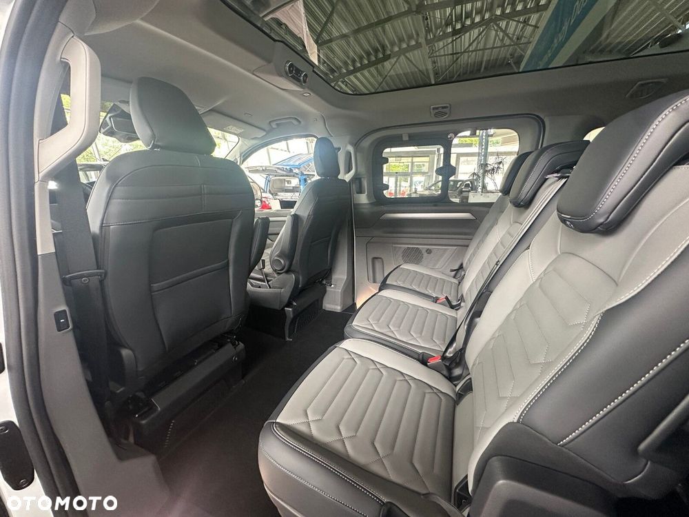 Volkswagen Caravelle Style - 22