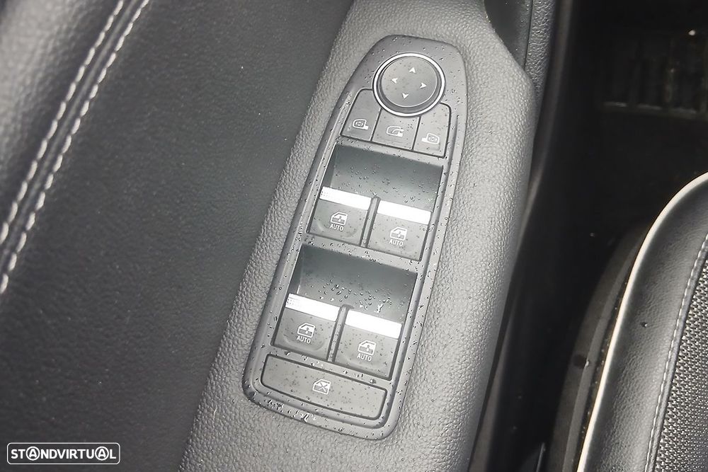 Renault Captur 1.0 TCe Techno Bi-Fuel - 12