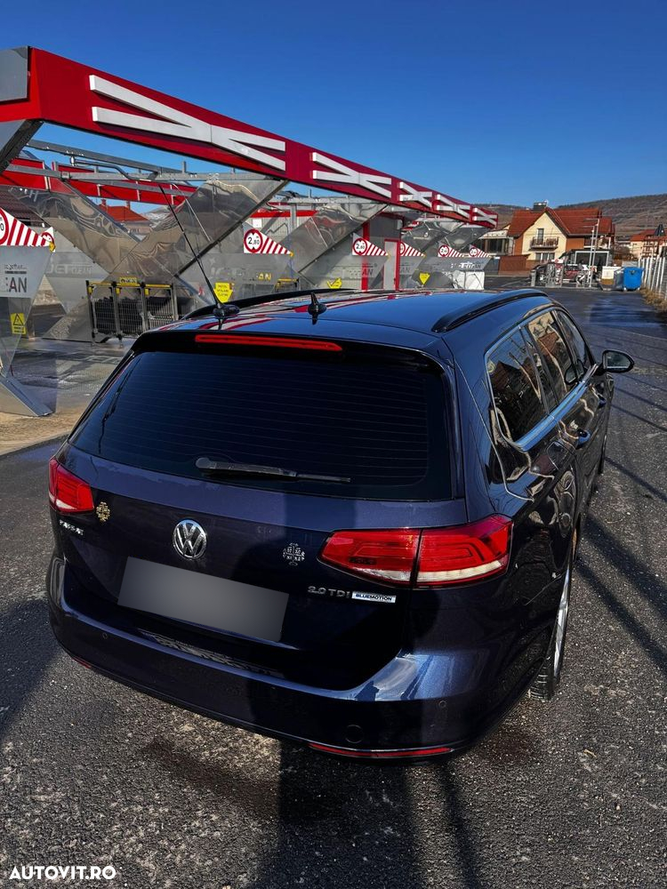 Volkswagen Passat Variant 2.0 TDI (BlueMotion Technology) Trendline - 10