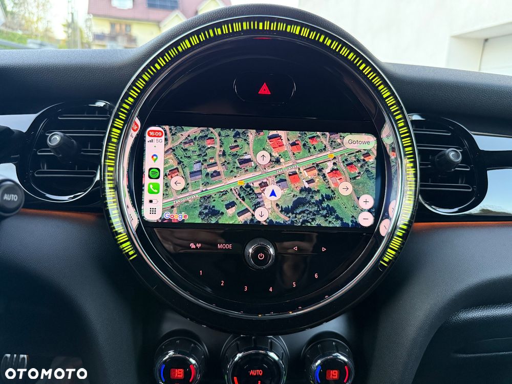 MINI Cooper John Works Trim - 24