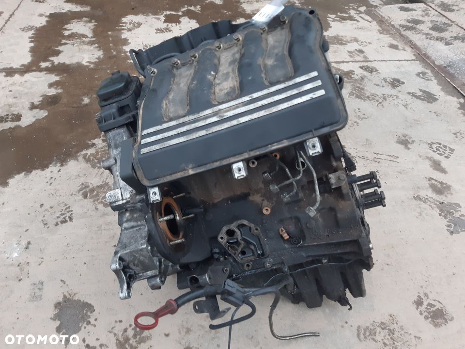 SILNIK M47D20

 BMW
 320D E46 317/5 ORIENT BLAU - 1