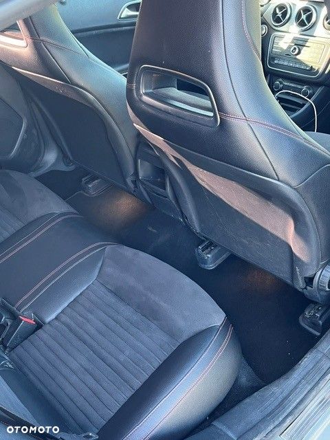 Mercedes-Benz CLA 200 7G-DCT AMG Line - 5
