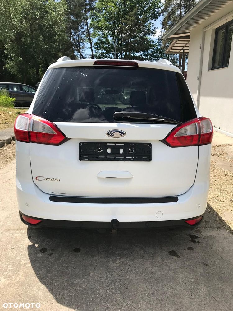 Ford Grand C-MAX - 14
