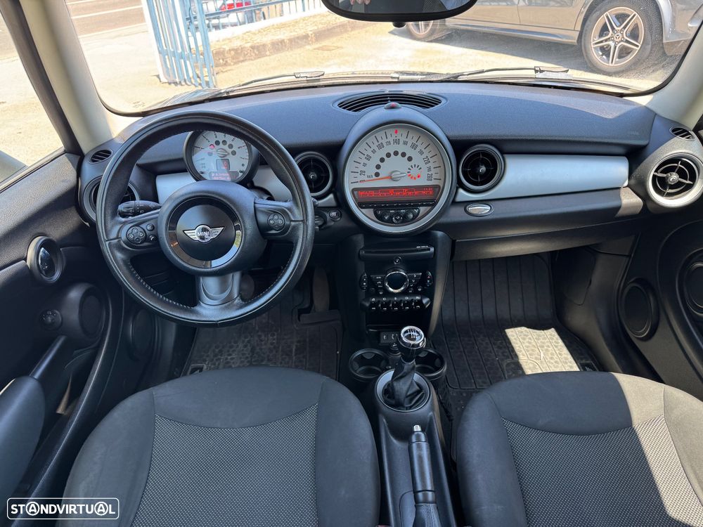 MINI Coupé Cooper SD - 14