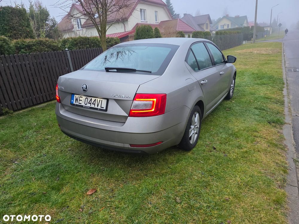 Skoda Octavia 1.6 TDI Ambition - 5