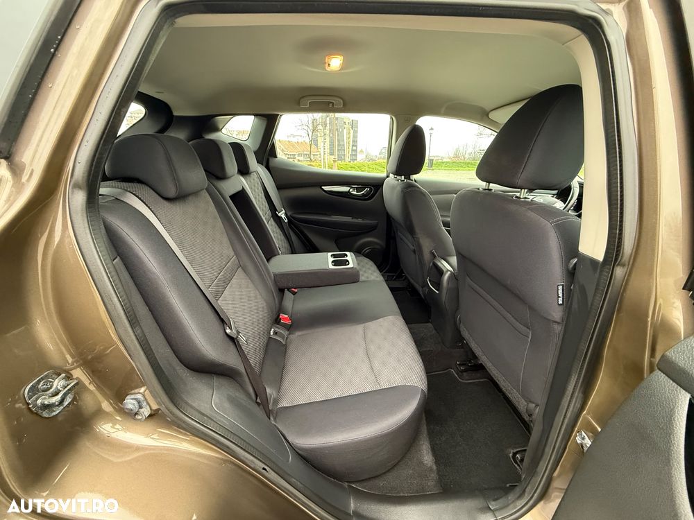 Nissan Qashqai 1.6 DCI ALL-MODE 4x4i ACENTA - 14