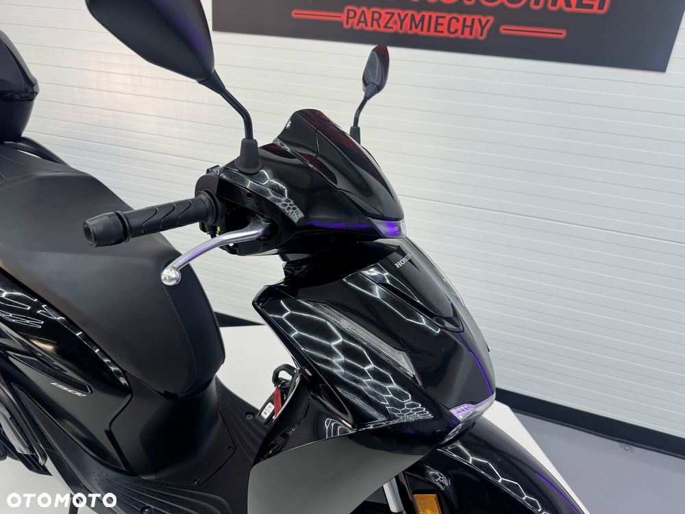 Honda SH - 15