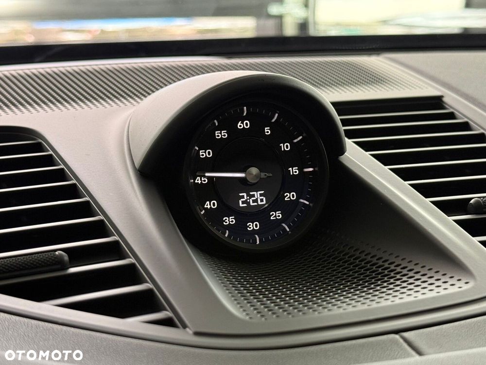 Porsche Panamera - 24