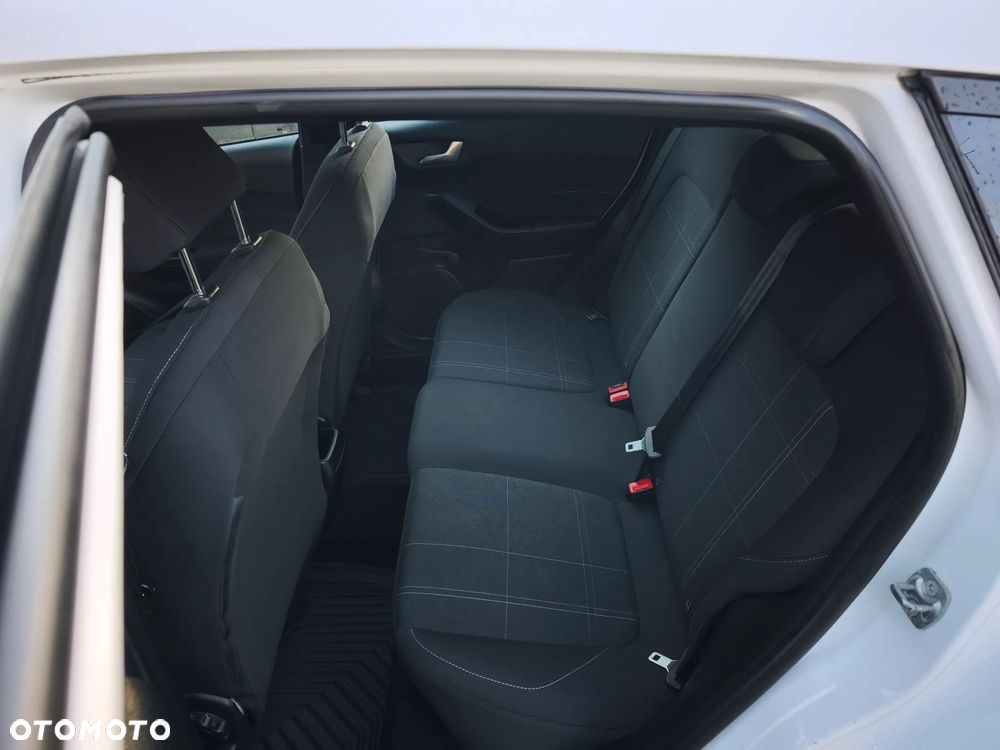 Ford Fiesta 1.1 SYNC Edition - 16