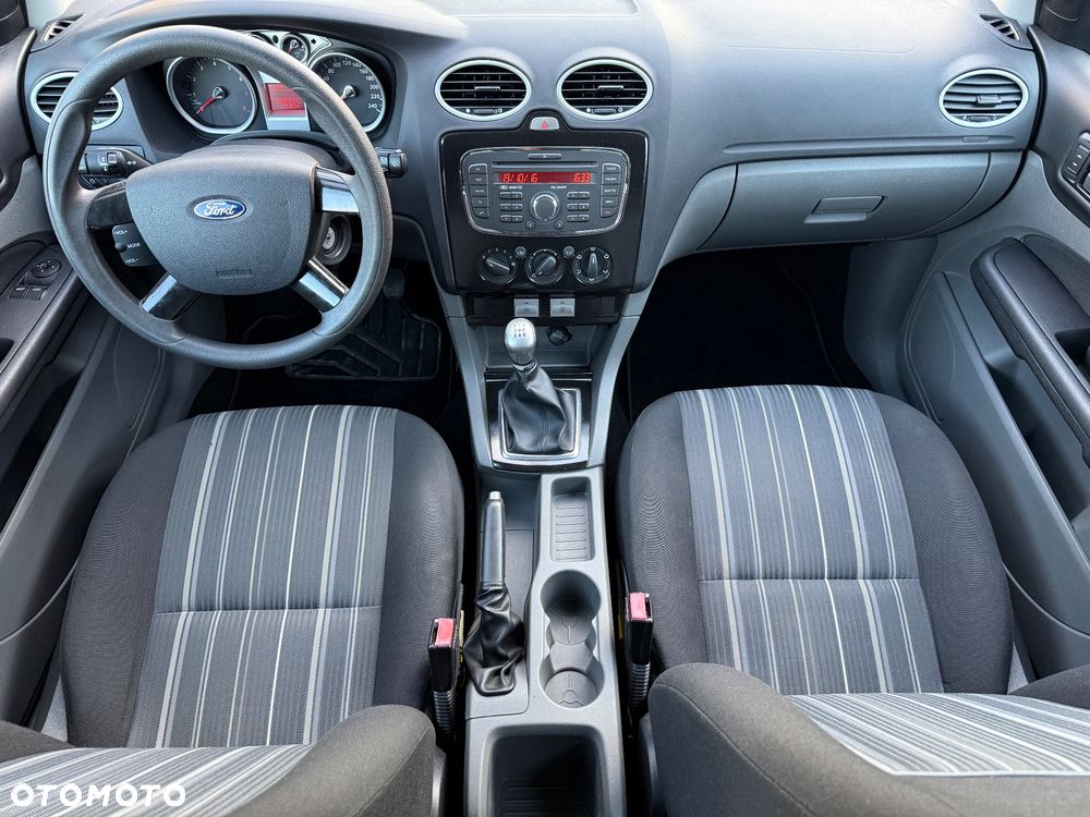 Ford Focus 1.6 16V Viva I - 16