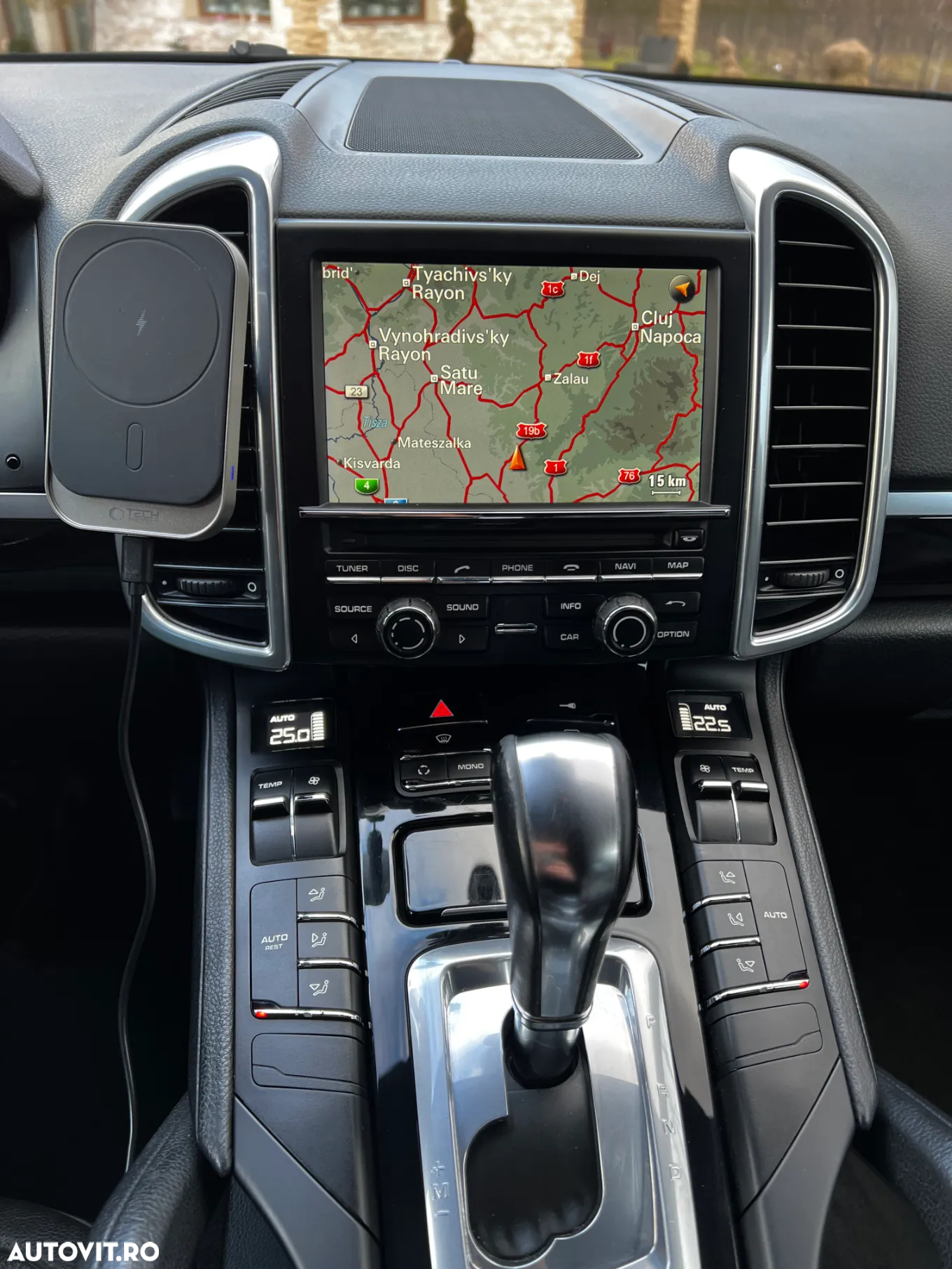 Porsche Cayenne 3.0 L V6 - 21