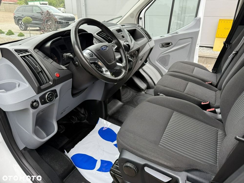 Ford Transit - 10