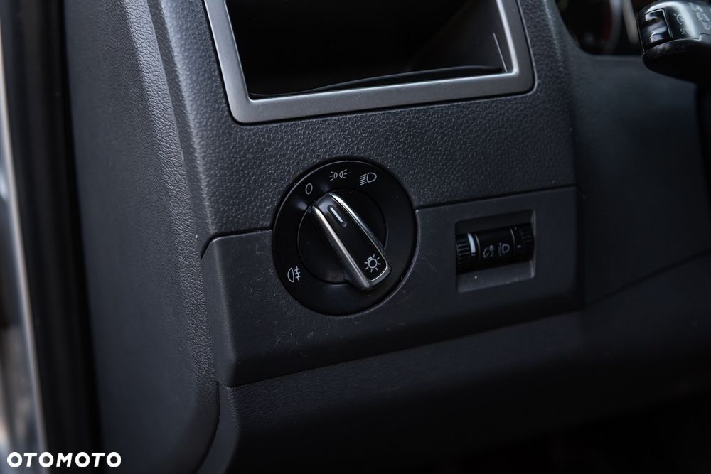 Volkswagen Caravelle L2 Trendline Mixt - 15