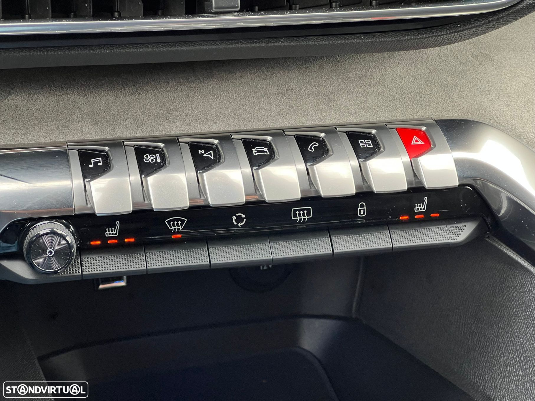 Peugeot 5008 1.5 BlueHDi GT Pack EAT8 - 26