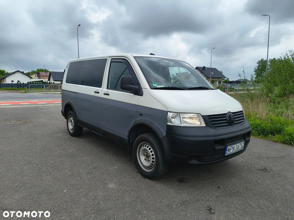 Volkswagen Caravela - 1