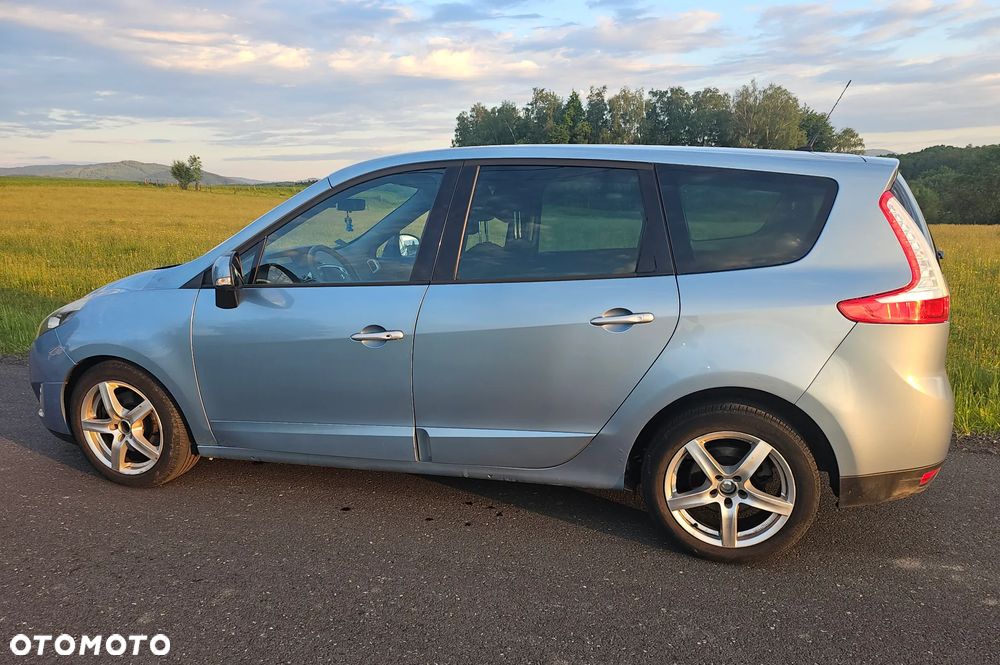 Renault Scenic - 5