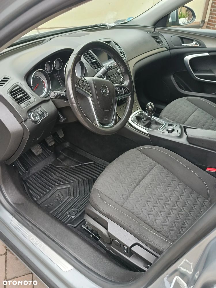 Opel Insignia 1.4 T Cosmo S&S - 12