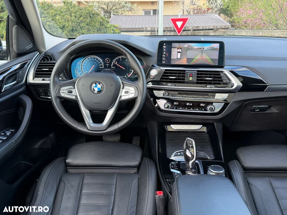 BMW X3 xDrive20d AT xLine - 11