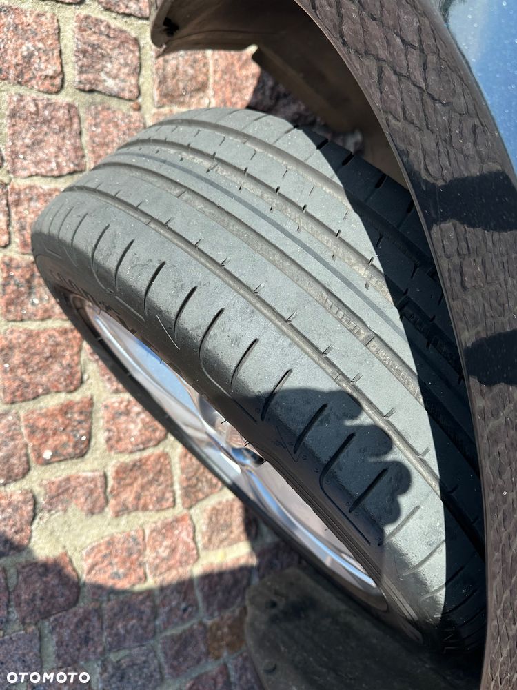 Ford S-Max 2.0 TDCi DPF Titanium X - 29