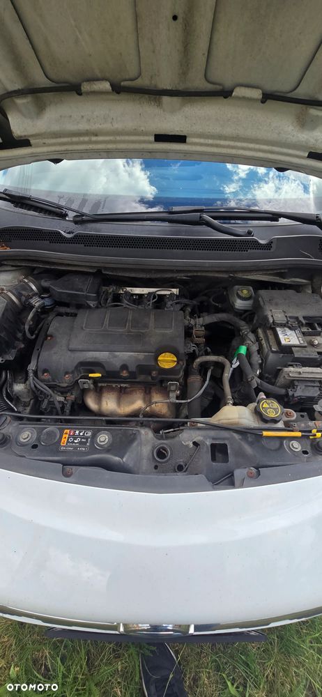 Opel Corsa 1.4 Enjoy - 5